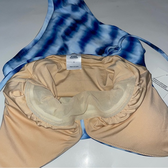 Amazon Essentials Plunge Tummy Control Shaping Swimsuit - Picture 7 of 9